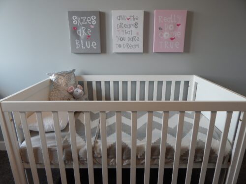 Petit lit crèche